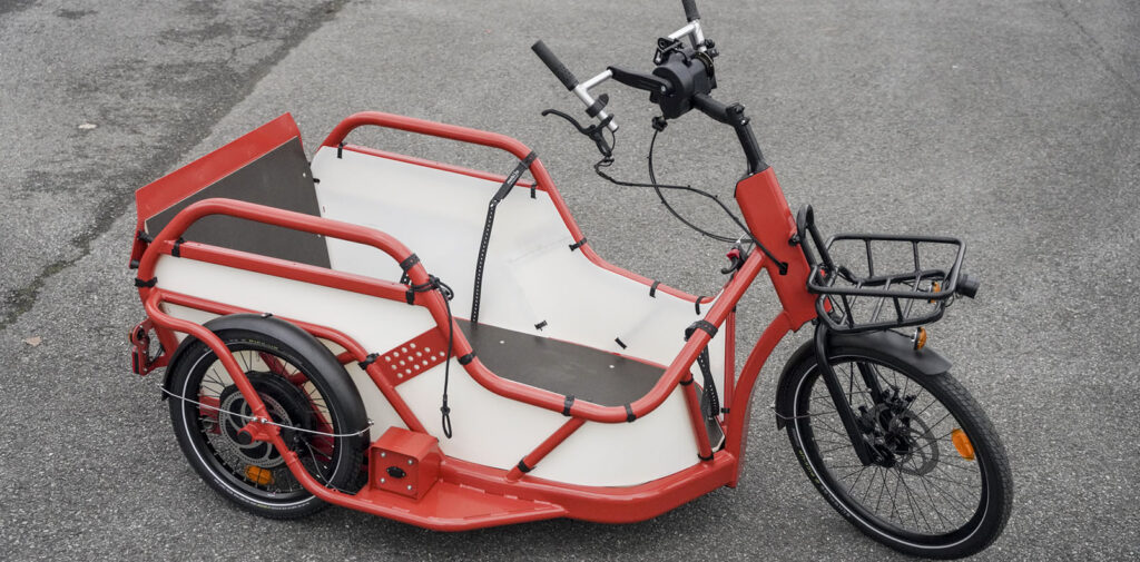 Mobilo electric cargo bike